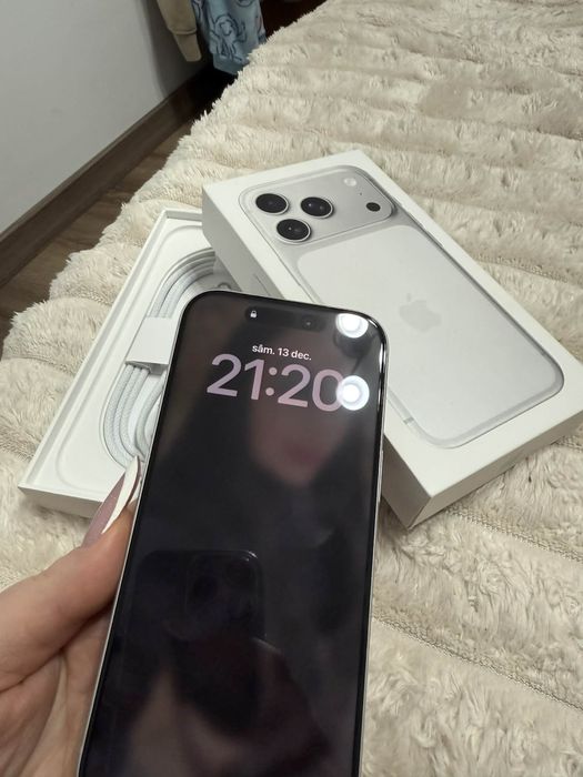 Iphone 17pro 256gb silver nou