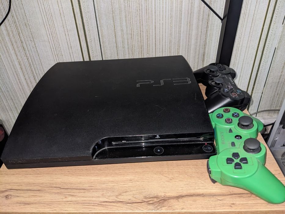 Обменяю на смартфон. Playstation 3 прошитый + телевизор