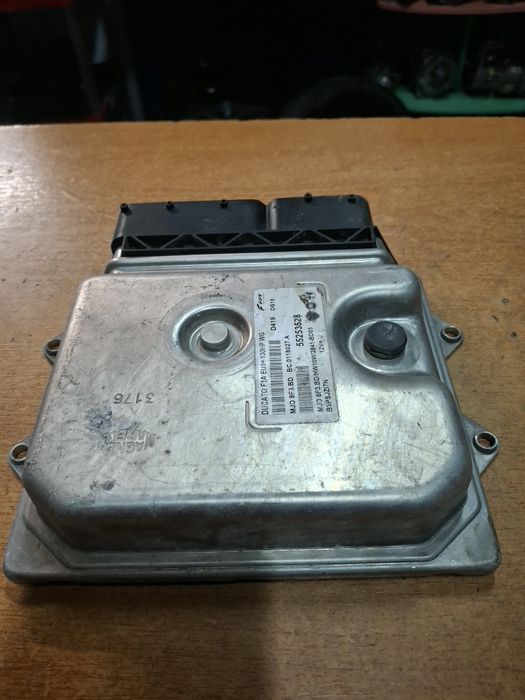 Calculator ECU motor Fiat Ducato 2.3 MjD 8F3