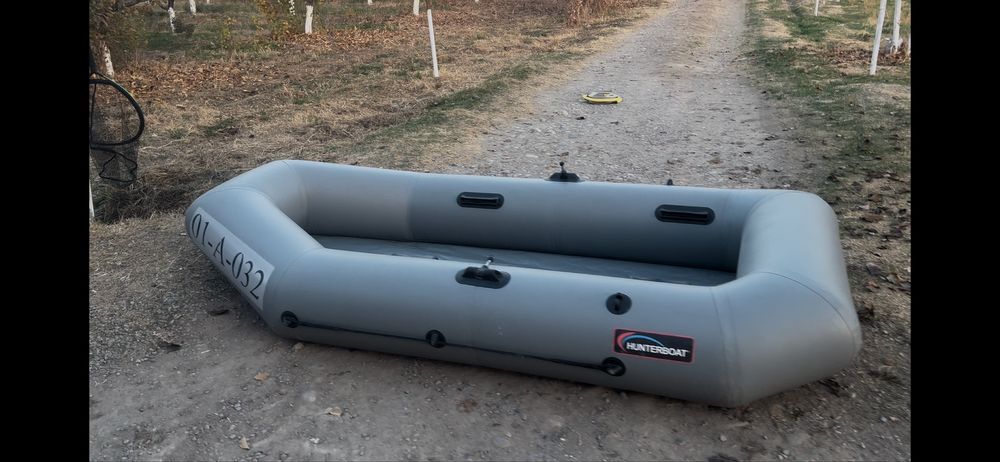 Продается лодка Hunter Bot 280