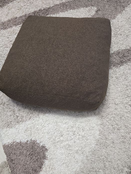 Продам красивый пуф