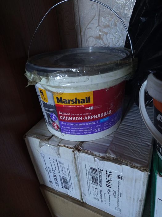 Краска Marshall силиконовая Akrikor фасадная BW 2.5 л. Грунт 3.5 кг