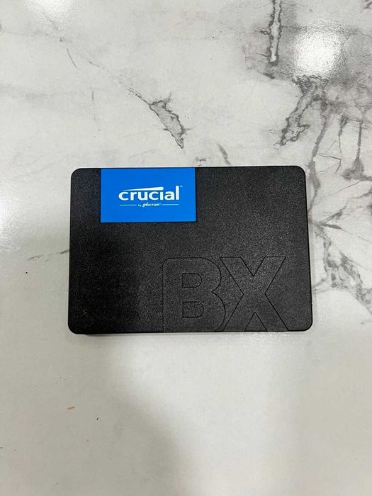 SSD SATA накопитель 240 GB