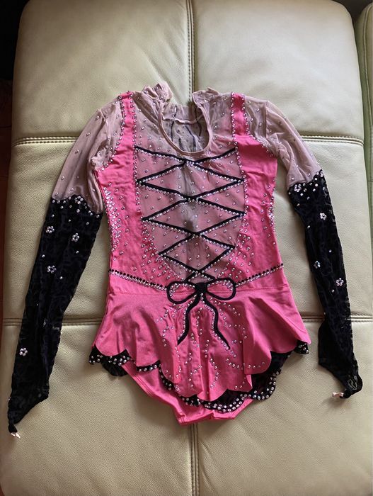 Трико за художествена гимнастика