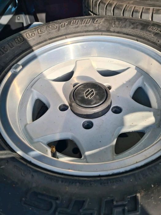 Гуми БЕЗ джанти за Suziki Grand Vitara 255/60R15