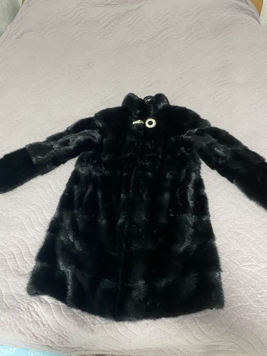 Продам шубу норковую