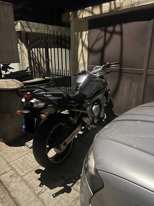 Мотор Yamaha FZ6 със ABS на двете гуми