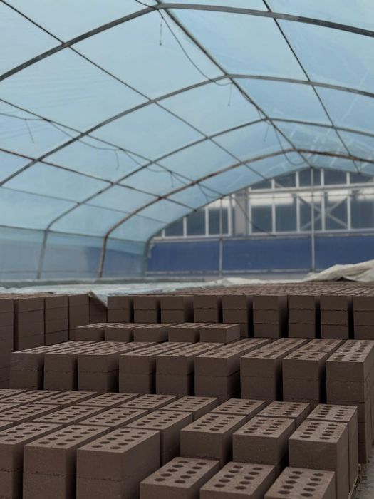 Продам кирпичь облицовочный гиперпрессованный