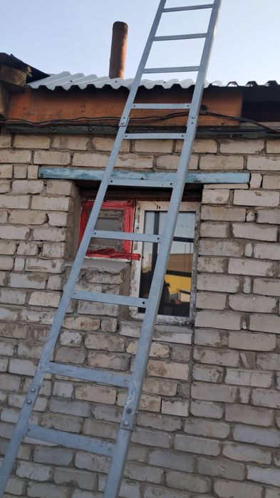 Металлическая лестница