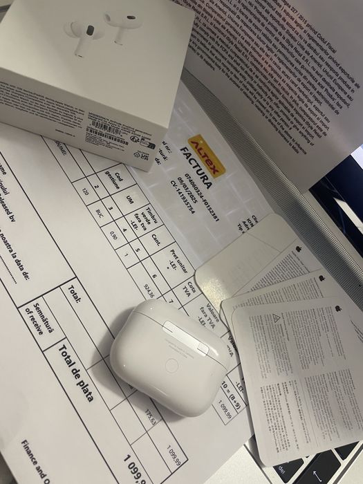 AirPods Pro (2nd generation) cu factură