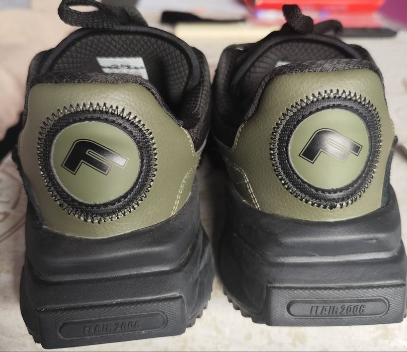 Маратонки FLAIR 43 номер