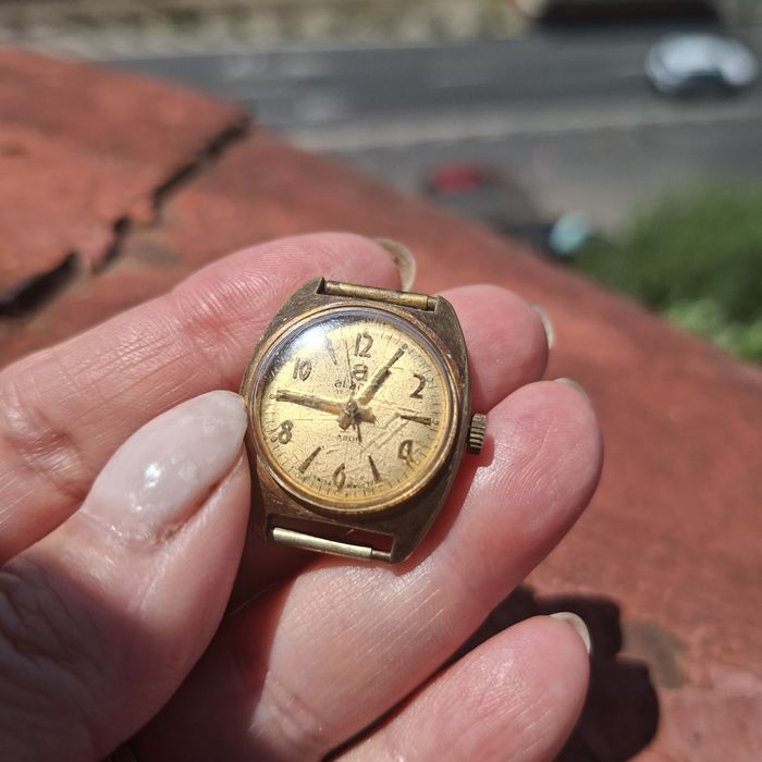 Ceas dama Atlantic,