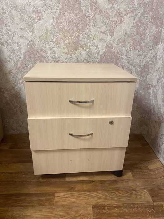 Шкаф в хорошем состоние