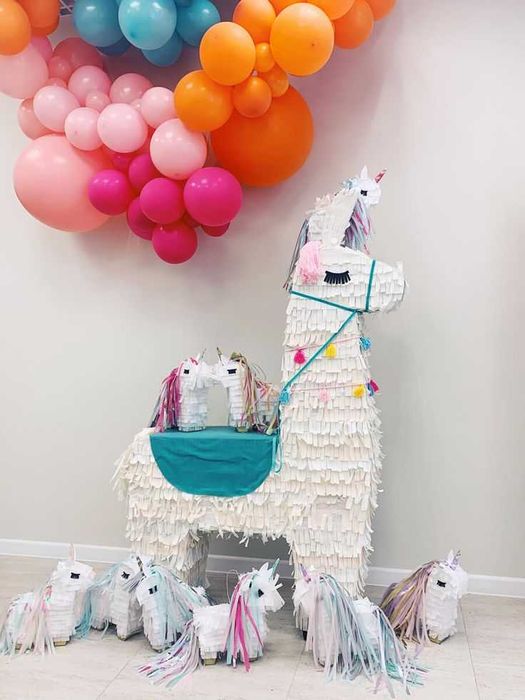 Пиньята для девочек