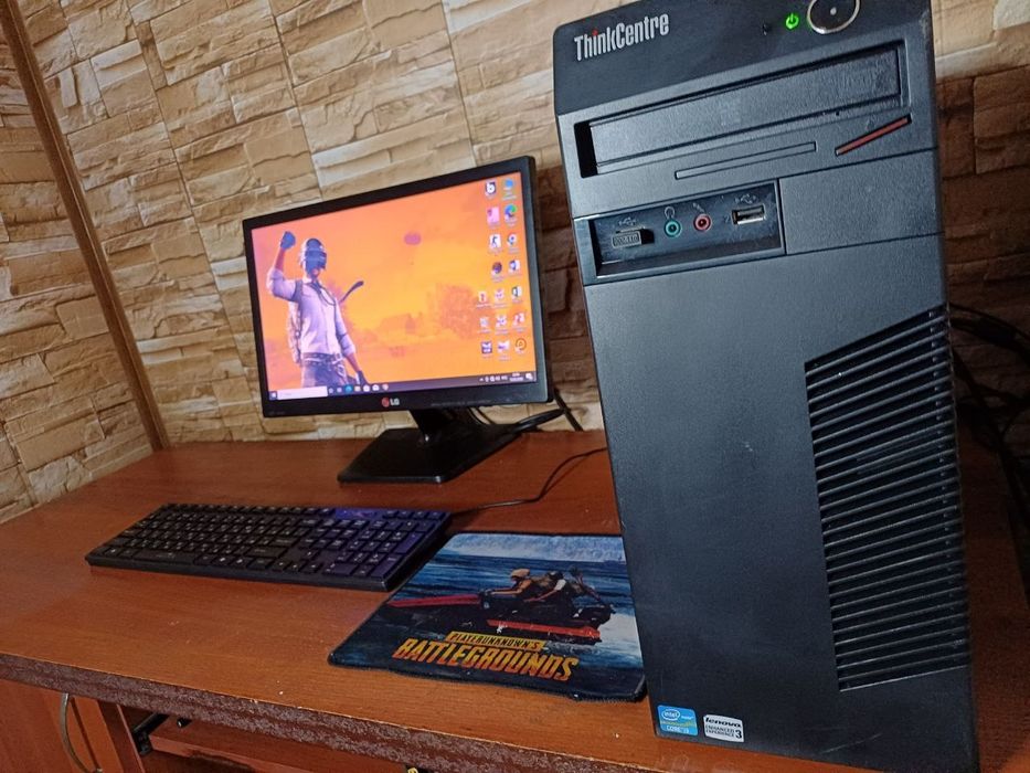 Uyin kotaradigan kompyuter sotiladi, core i3