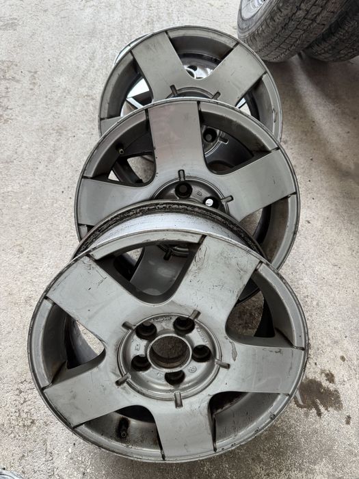 Джанти за голф 15 цола 5 х 100