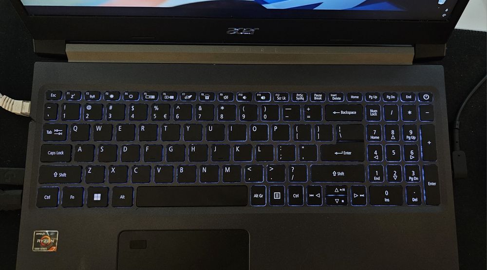 Laptop Acer Aspire 7 (RTX 3050 Ti,Ryzen 7)