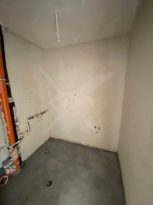 Продава се Двустаен апартамент в Пловдив, Южен - 74 кв.м за 1460 €/кв.м - Снимка #3