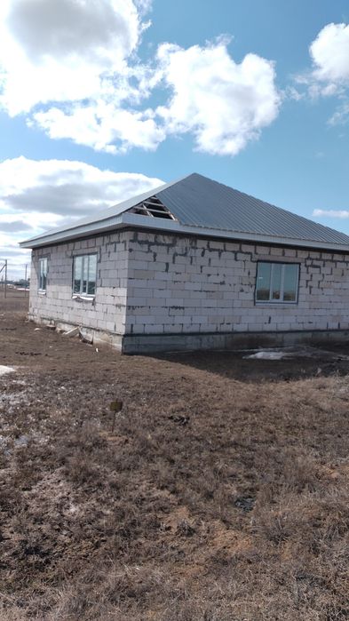 Продам дом недостроенная