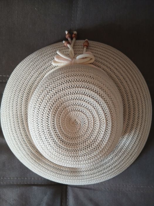 Pălărie de vară din paie, crem, model elegant boho
