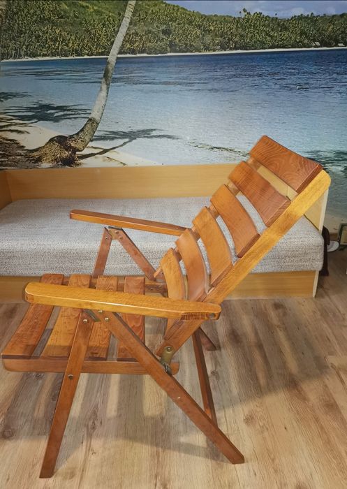 Стол - шезлонг с тапицерия