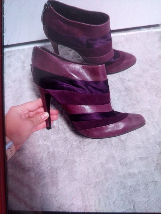 Дамски боти обувки GUESS 38 номер