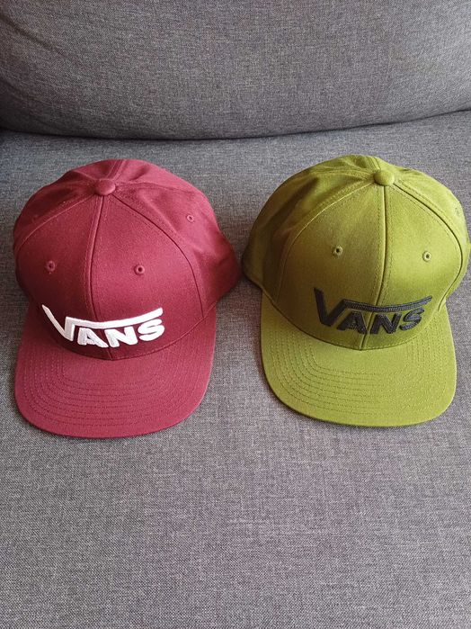 Шапка с козирка Vans