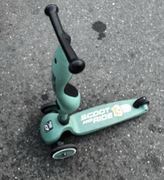 Trotineta Scoot and ride