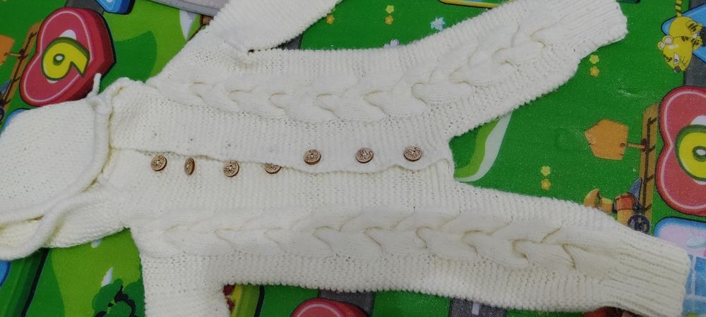 Combinezon salopeta bebe 6-12 luni tricotata manual