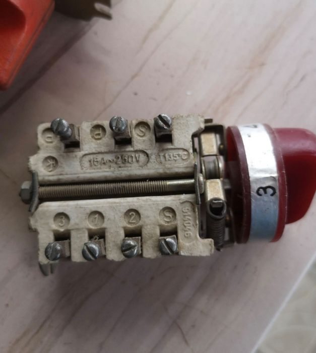 Трансформатори. .