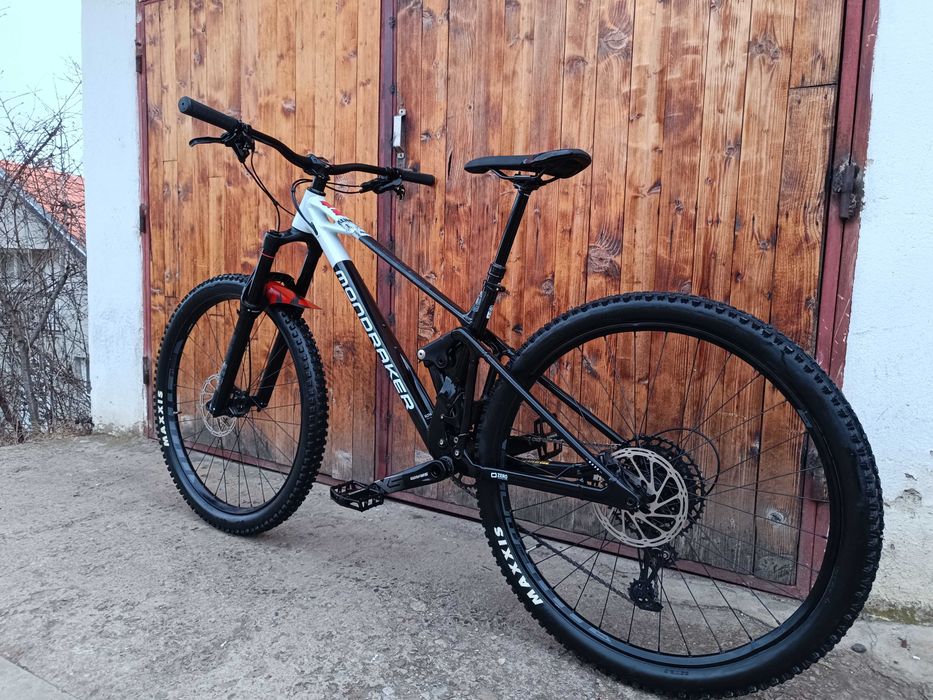 2025 Mondraker Raze