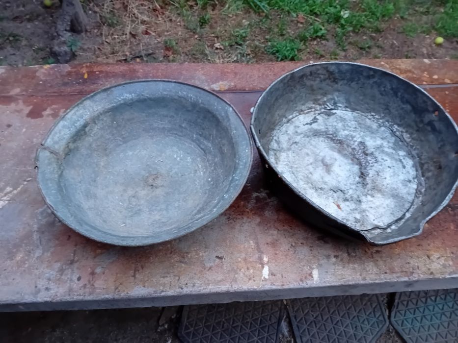 Стари бакърени съдове