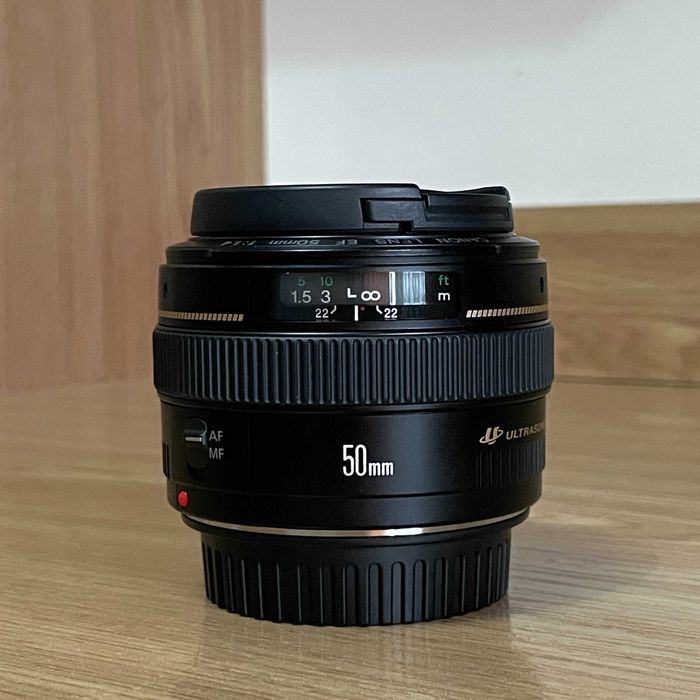 Объектив Canon EF 50mm f/1.4 USM