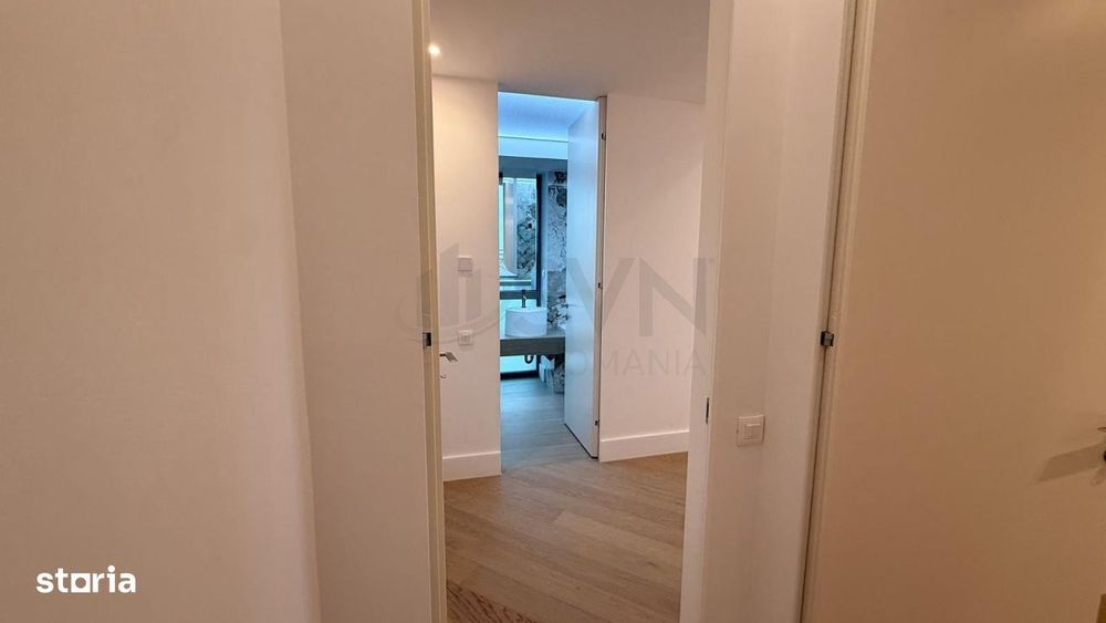 3 camere lux IANCU Nicolae