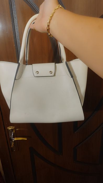 Белая фирменная сумка Celine