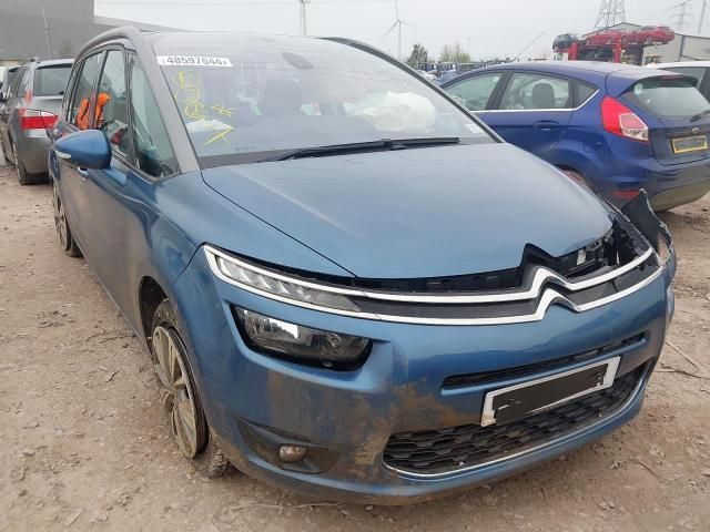 Dezmembrez Citroen C4 Picasso 2