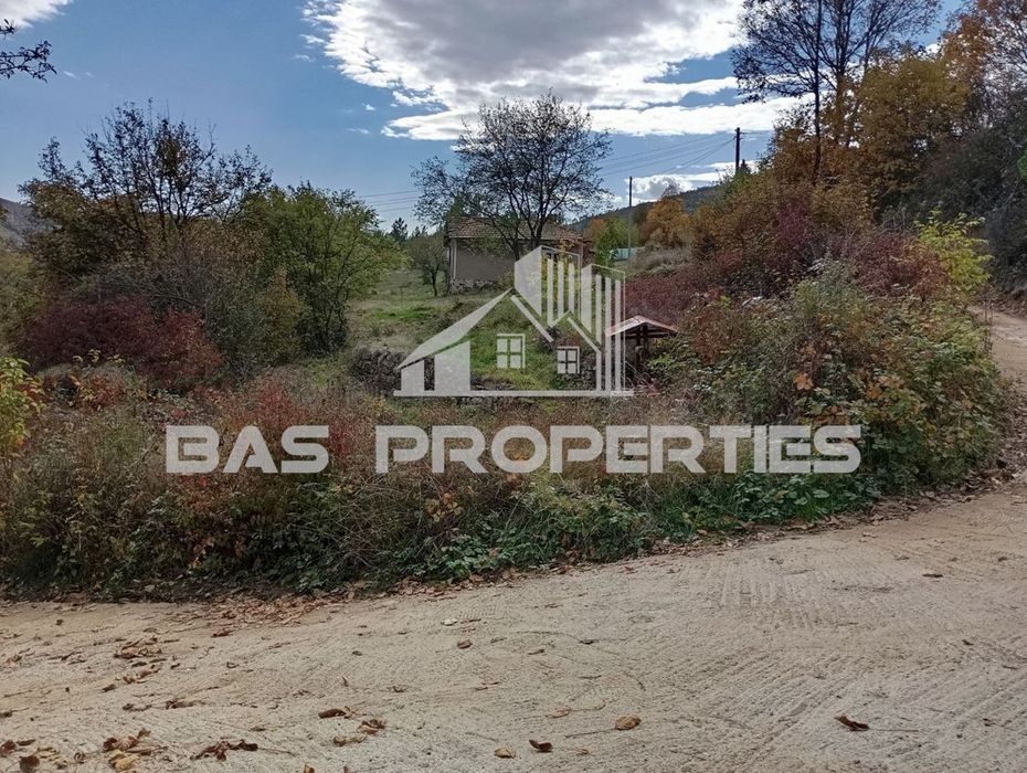 Парцел в София, област-с.Реброво площ 2727