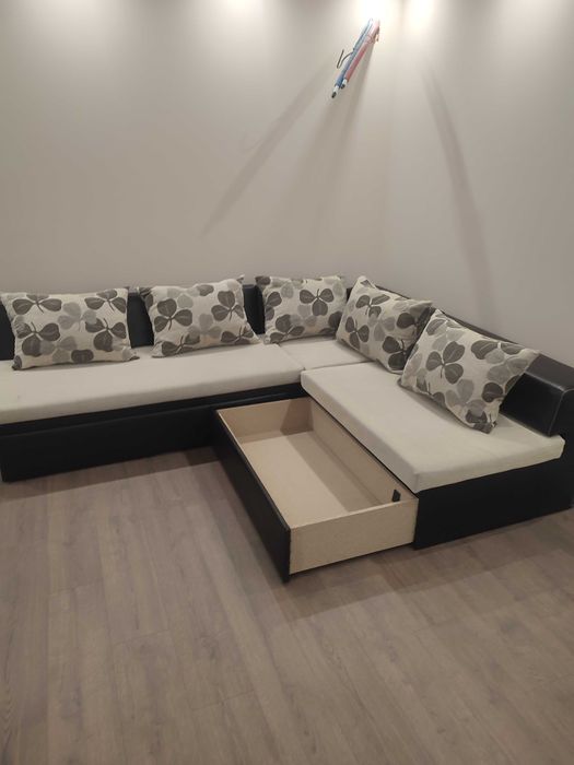 Диван за всекидневна