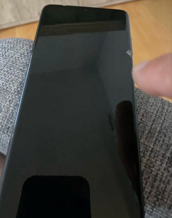 Samsung  S20 5G+ display fisurat