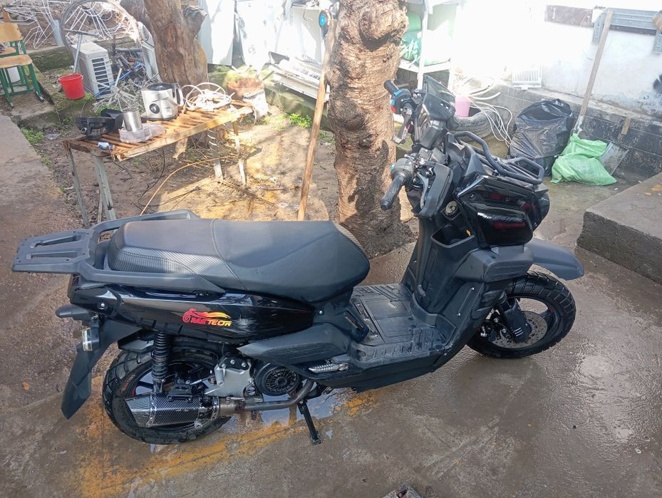 Продам скутер Танк