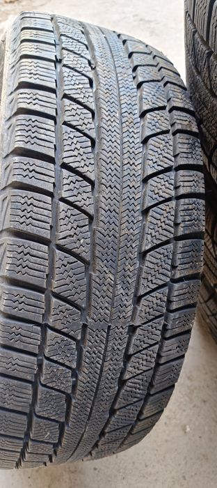 Резина зимняя с дискоми