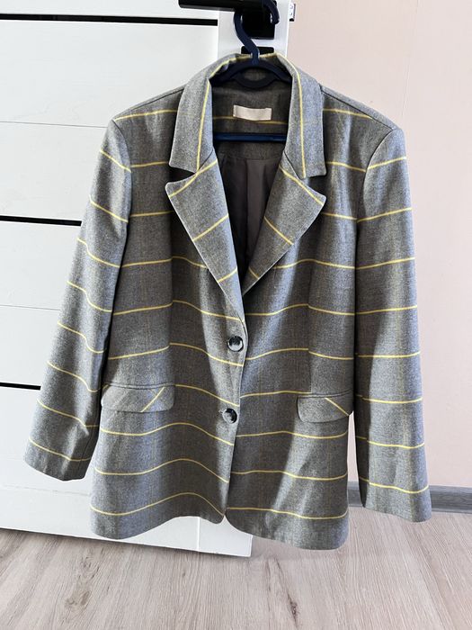 Костюм классика в клетку модный