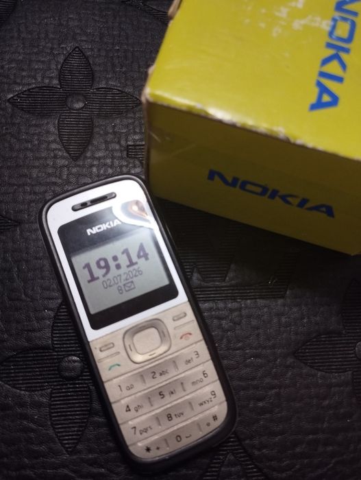 Assalom alekum Telefon Sotiladi Original Nokia 1200
