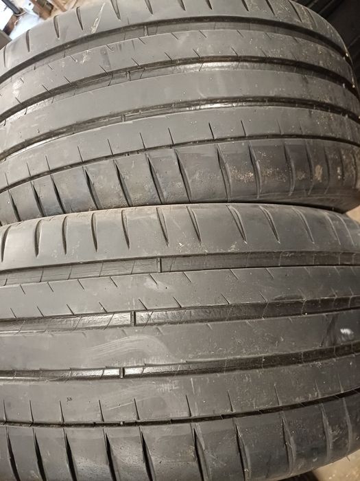 Гуми 245/35/19 Мишелин
