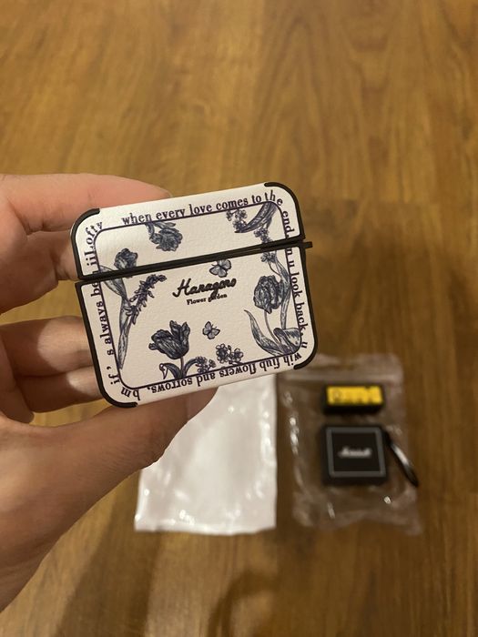 Чехол на AirPods новый