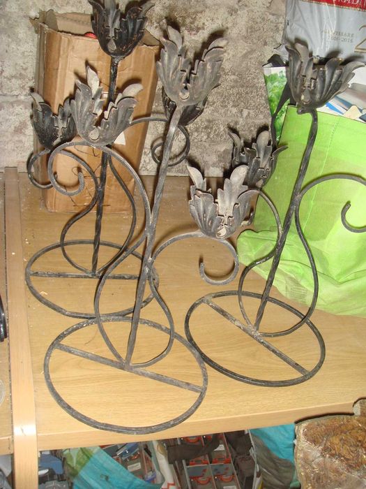 Sfesnic Sfesnice Suporturi Suport Lumanari din fier forjat Metalice