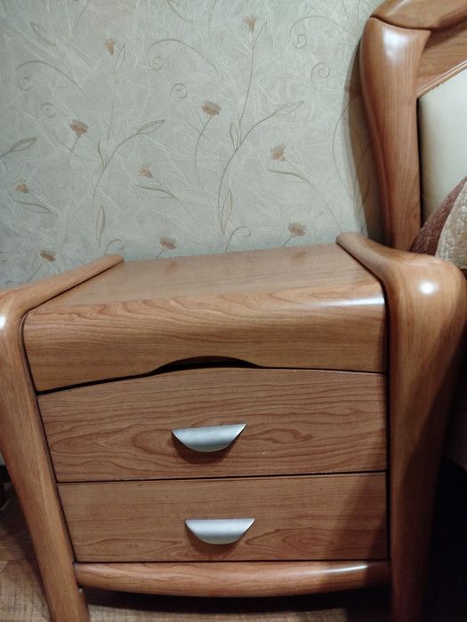 Спальный гарнитур б/у