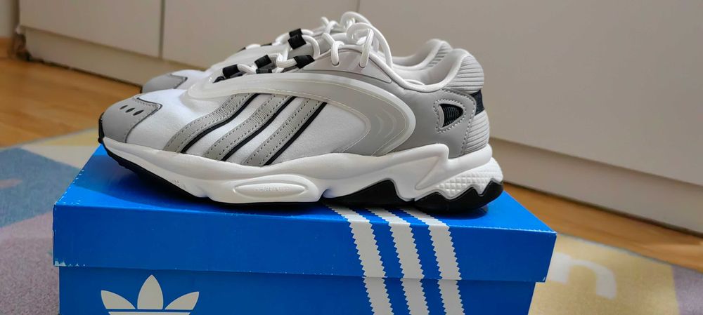 Adidas Oztral 38