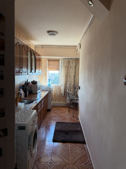 Vand apartament 2 camere