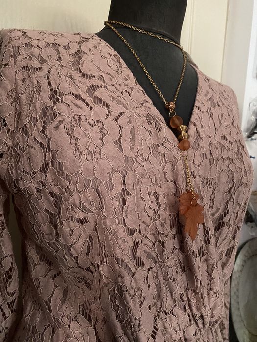 Rochie ocazie dantelă și voal